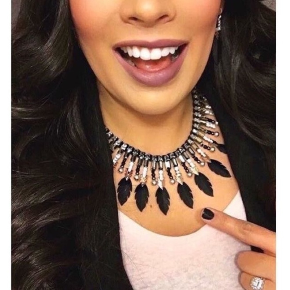 Stella & Dot | RARE Limited Edition💫Raven NEW Statement Necklace & Earri… - Picture 3 of 10